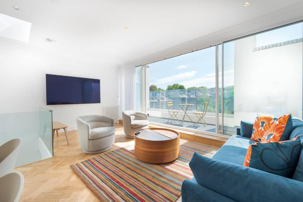 Stunning Two Bed Apartment Rh8 伦敦 外观 照片